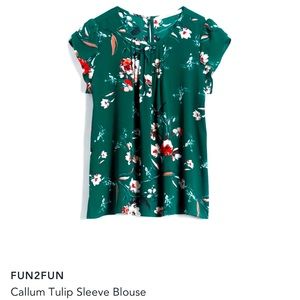 Green floral tulip sleeve blouse.